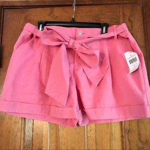 Lauren James Bow Short